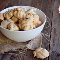 Low Carb Pumpkin Spice Meringues Recipe
