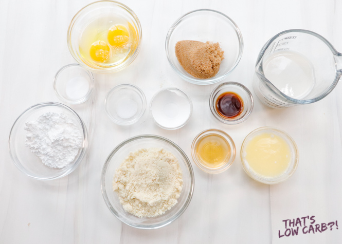 Keto Vanilla Cupcakes - That's Low Carb